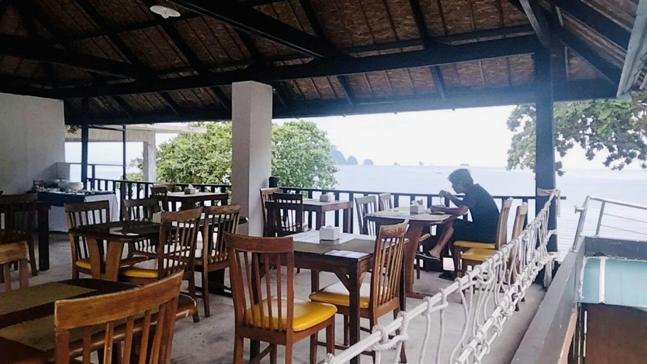 Food & Drinks 5, Days Inn by Wyndham Aonang Krabi, Mueang Krabi