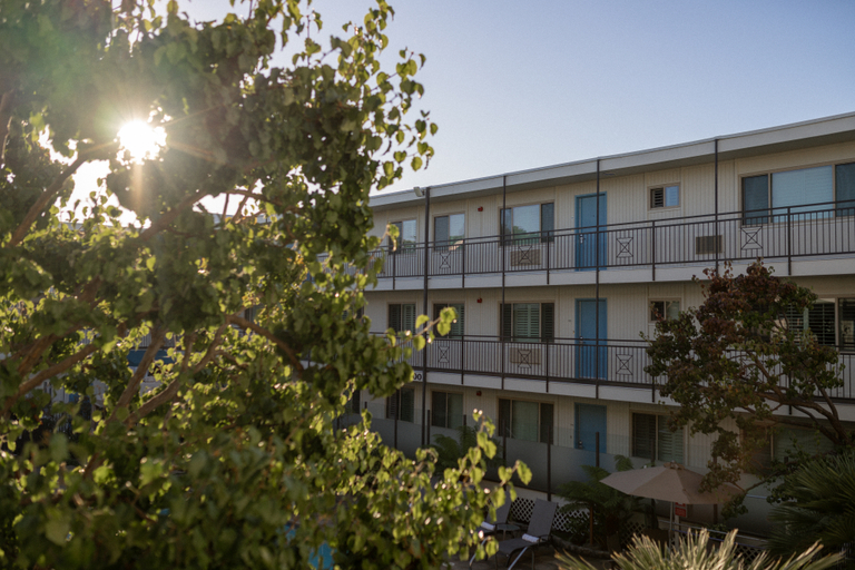 Exterior & Views 2, Marin Suites Hotel, Marin