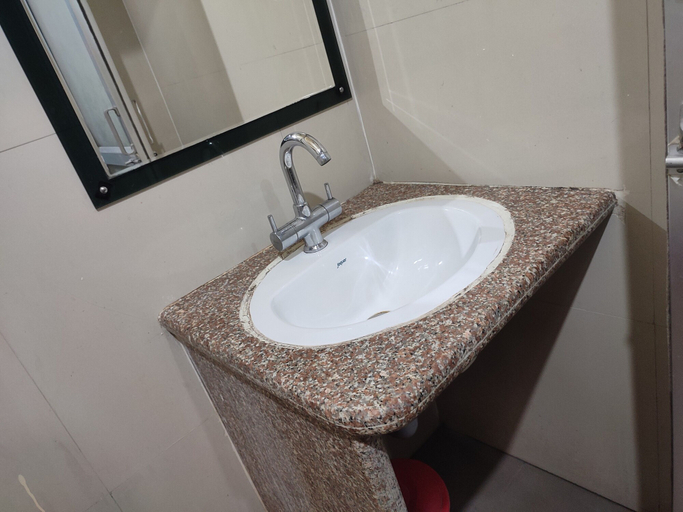 Bathroom 5, Maa Greenery View, Alipurduar