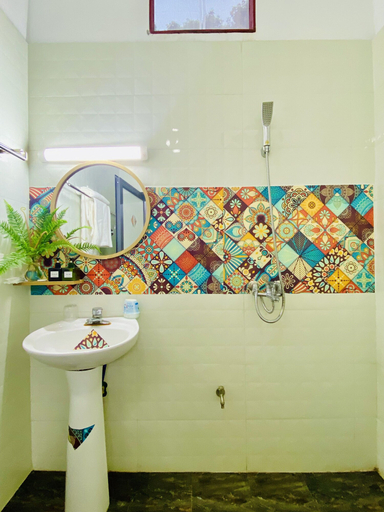 Bathroom 3, Co Lau Village, Bảo Thắng