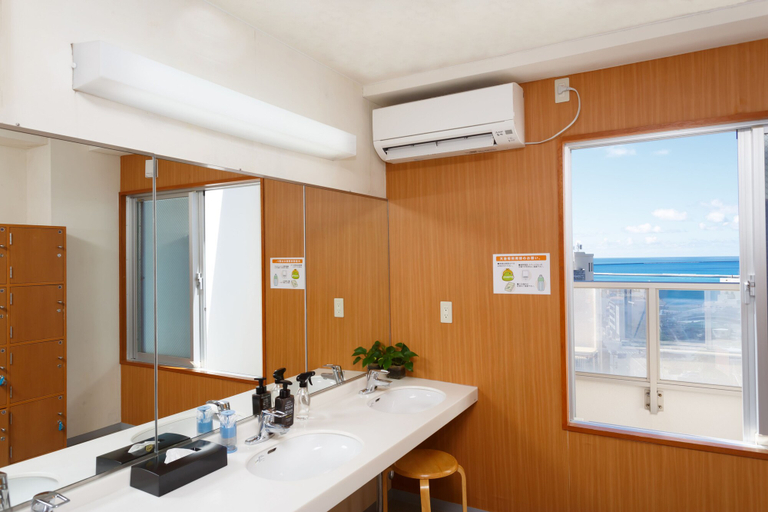 Bathroom 3, Peace Island Miyakojima Shiyakushodori, Miyakojima