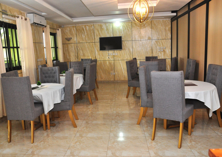 Food & Drinks 2, Luxury Palace, Golfe (incl Lomé)