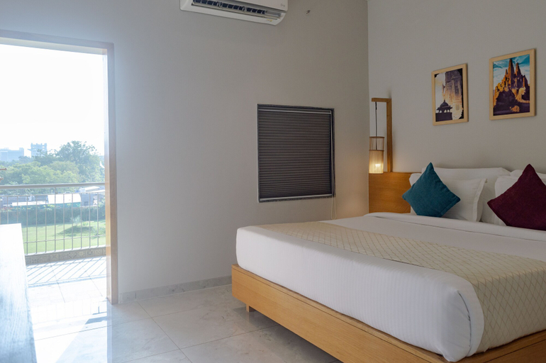 Bedroom 3, Pathikashram Nilaya, Gandhinagar