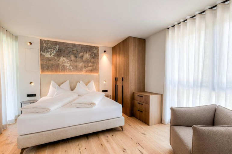 Bedroom 4, Boutique Hotel Amaril, Bolzano