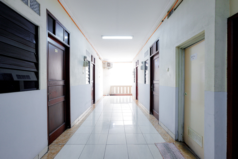 Others 5, J&B Rooms Tomang Jakarta Mitra RedDoorz, West Jakarta
