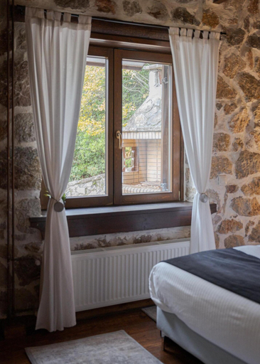 Bedroom 2, Parnassus Woodstone Chalets- N1- N2- N3, Central Greece