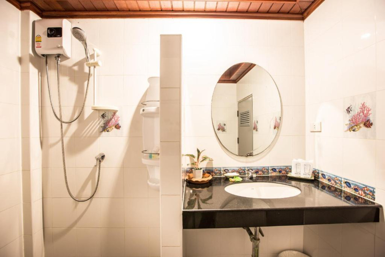 Bathroom 3, Lamai Coconut Beach Resort, Ko Samui