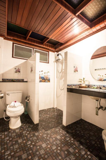 Bathroom 4, Lamai Coconut Beach Resort, Ko Samui