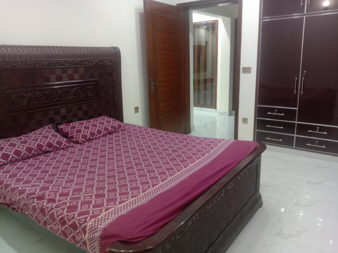 Others 4, The Gujrat Guest House, Gujranwala