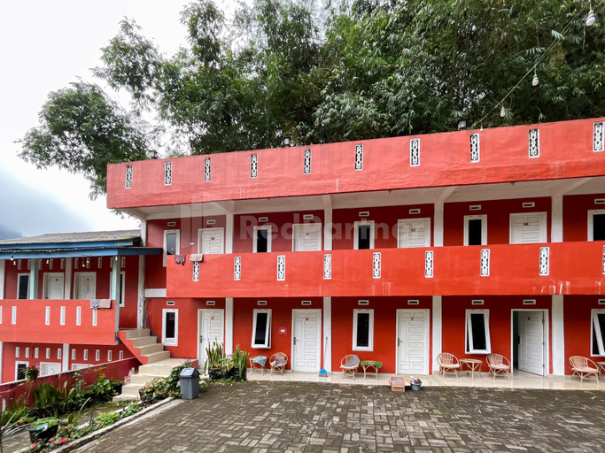 Exterior & Views 2, Penginapan Gindo Sidebuk Debuk Berastagi RedPartner, Karo