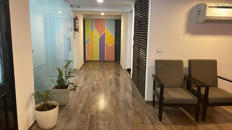 Public Area 3, Saltstayz Express - Golf Course Road & DLF Phase-1, Gurgaon