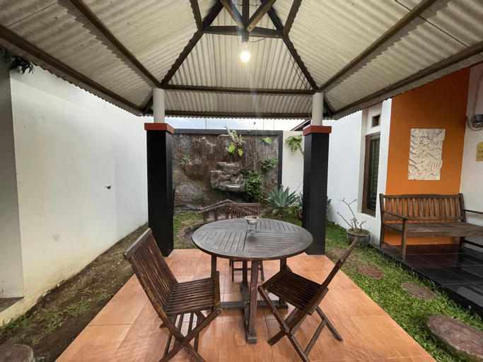 Others 2, Tropica Villa, Kuningan