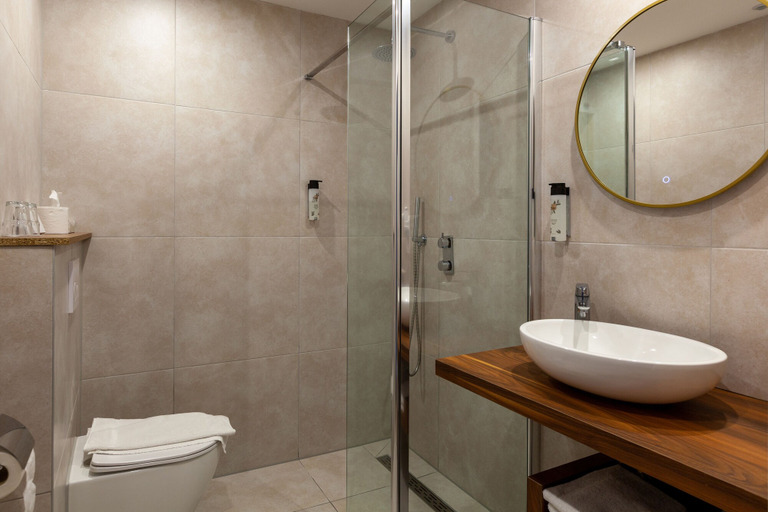 Bathroom 4, Amsterdam Airport Hotel Uithoorn, Uithoorn
