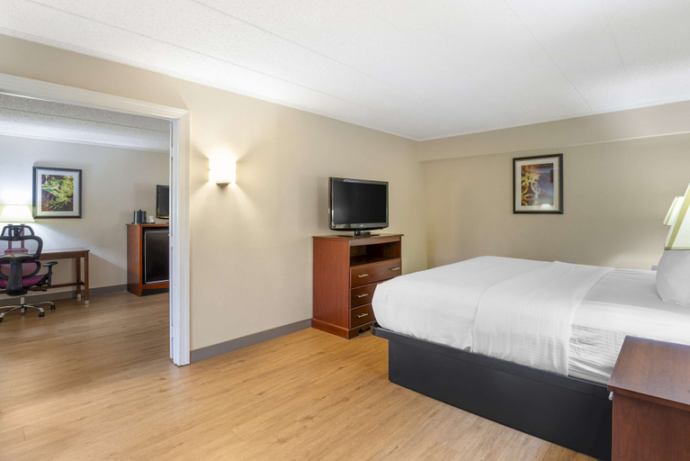 Bedroom 3, Best Western Plus Governor's Inn, Chesterfield