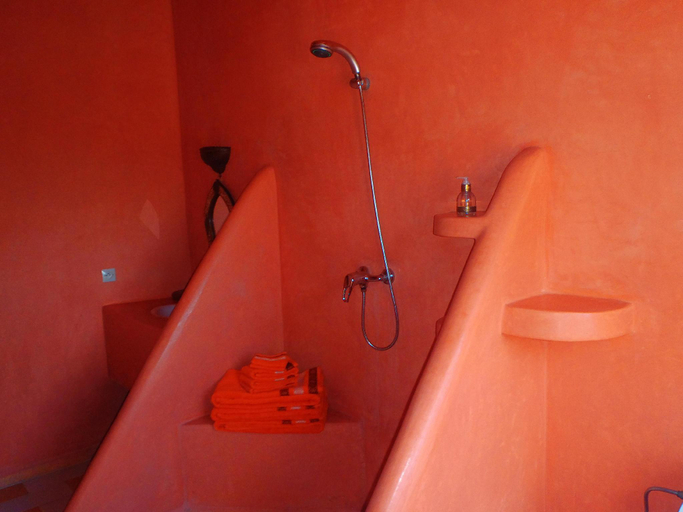 Bathroom, Riad Les 2 Mondes, Essaouira
