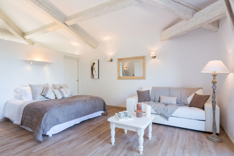 Bedroom 3, Les chambres du Château Rasque, Var