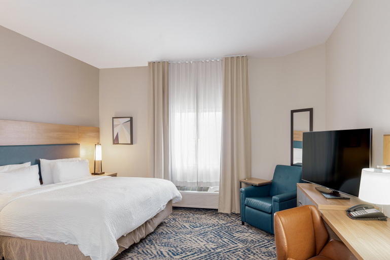 Bedroom 4, Candlewood Suites OKLAHOMA CITY SOUTH - MOORE, Oklahoma