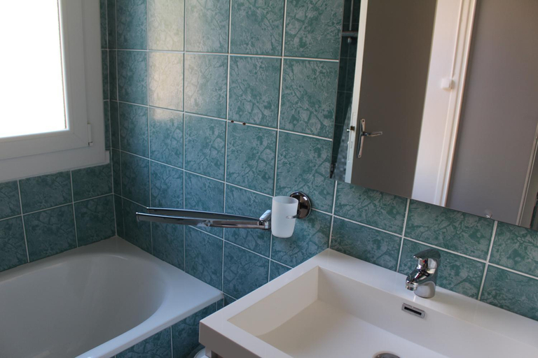 Bathroom 2, Les Gites du Paradis, Puy-de-Dôme