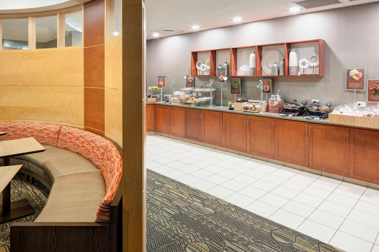 Food & Drinks 4, SpringHill Suites by Marriott Columbus, Muscogee