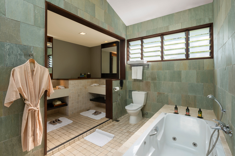 Bathroom 3