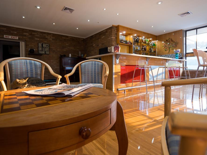 Food & Drinks 4, Farnham Court Motel and Restaurant, Latrobe - Morwell
