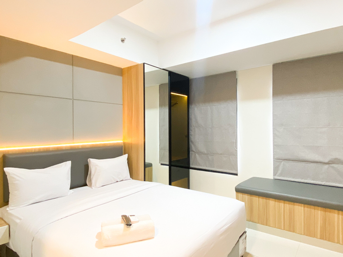 Bedroom 4, Simply Design Studio at Pollux Chadstone Apartment By Travelio, Cikarang