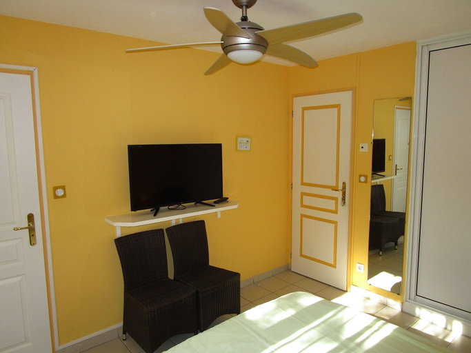 Bedroom 3, Locatlantique, Charente-Maritime