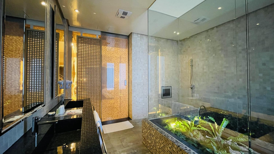Bathroom 3, Jane Eyre Motel, Taichung