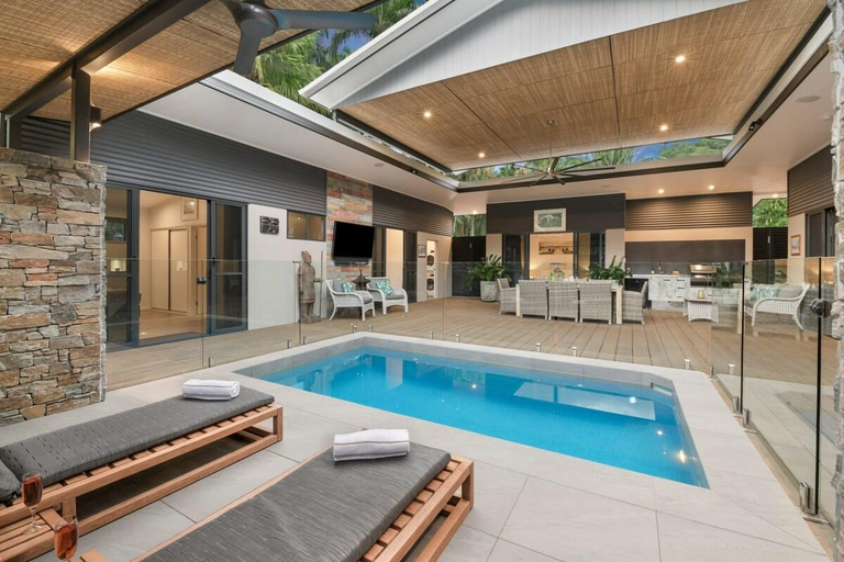 Sport & Beauty 2, Villa Thirty One - Balinese inspired Escape, Cairns