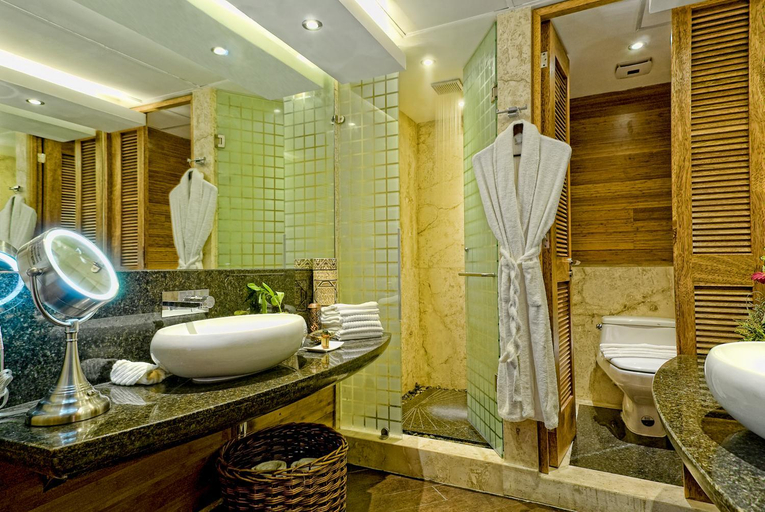Bathroom 5, La Divina By Aldea Thai, Cozumel