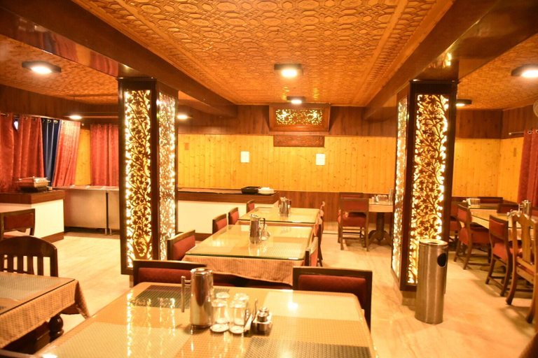 Food & Drinks, Hotel Akbar, Srinagar