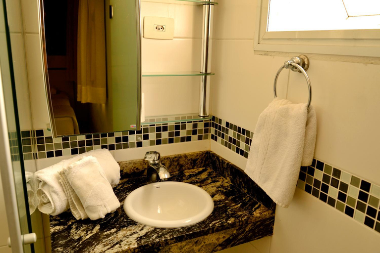 Bathroom 4, Residencial Pantanal Santa Cruz, São Paulo
