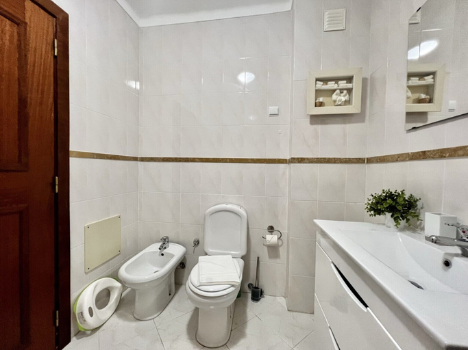 Bathroom 3, Albufeira Falésia Beach 3 by Homing, Albufeira