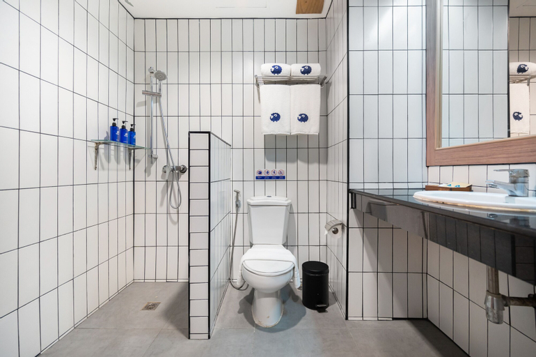 Bathroom 3