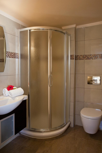 Bathroom 3, Preka Maria Hotel, South Aegean