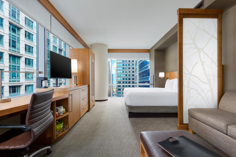 Bedroom 3, Hyatt Place Chicago Downtown/The Loop, Cook