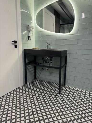 Bathroom 5, KUCA URLA, Urla