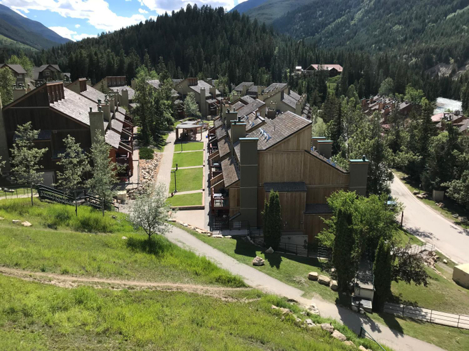 Others 3, Panorama Mountain Resort - Horsethief Lodge with Fairmont Creek, East Kootenay