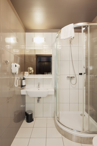 Bathroom 5, Palazzo Rosso Old Town, Poznań City