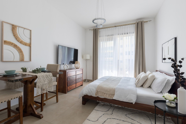 Others 3, Fancy studio in Sparkle Tower, Dubai