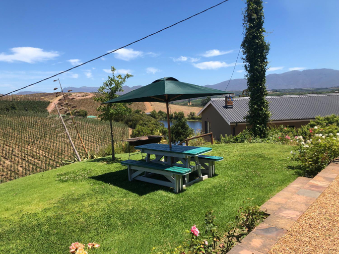 Others 2, Inn On Highlands, Overberg