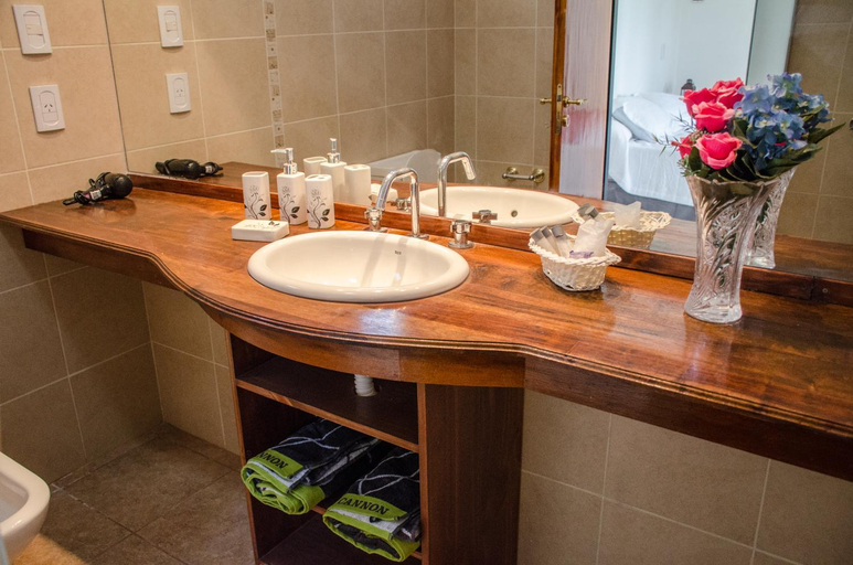 Bathroom 3, Finca Fisterra, Maipú
