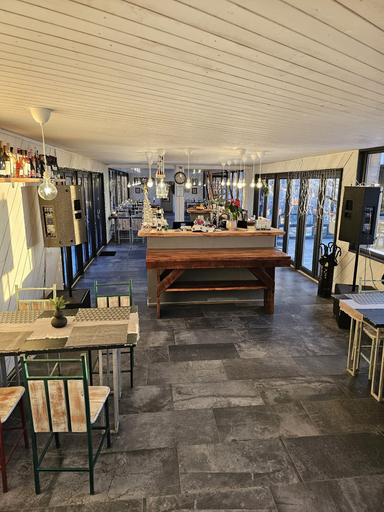 Food & Drinks 5, Ursa Mica Glamping Resort, Dambovicioara