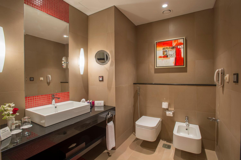 Bathroom 10
