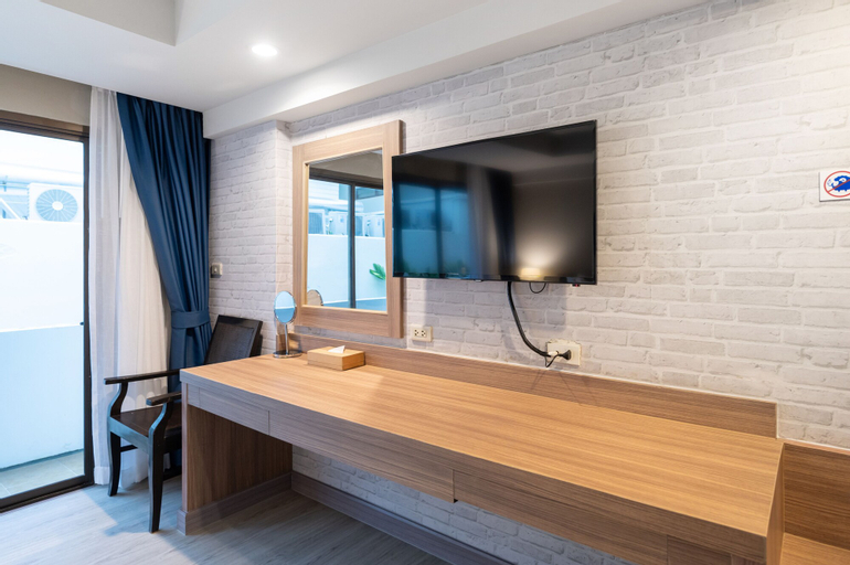 Bathroom 17