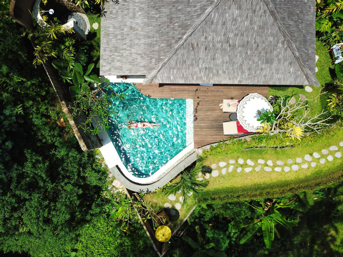 Swimming Pool 16