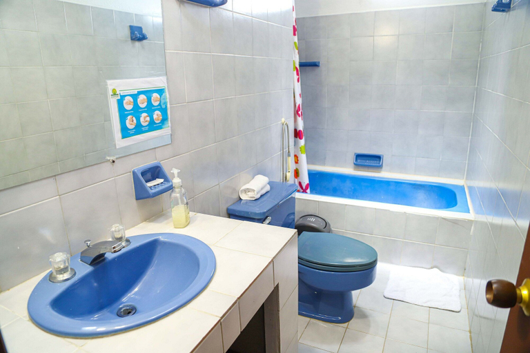 Bathroom 4, Finca Hotel Los Guayacanes, Risaralda