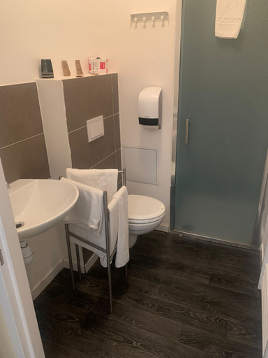 Bathroom 5, PERMOREZ HOTEL, Jura