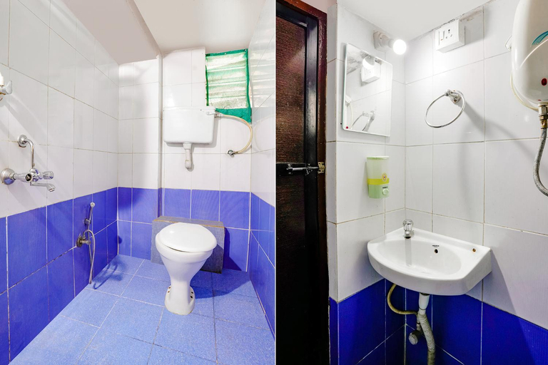 Bathroom 4, Via Ravikiran, Pune