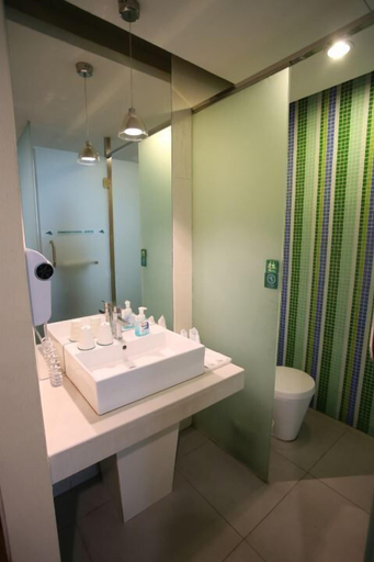 Bathroom 3, Shanshui Trends Hotel East Railway Station Guangzhou, Guangzhou